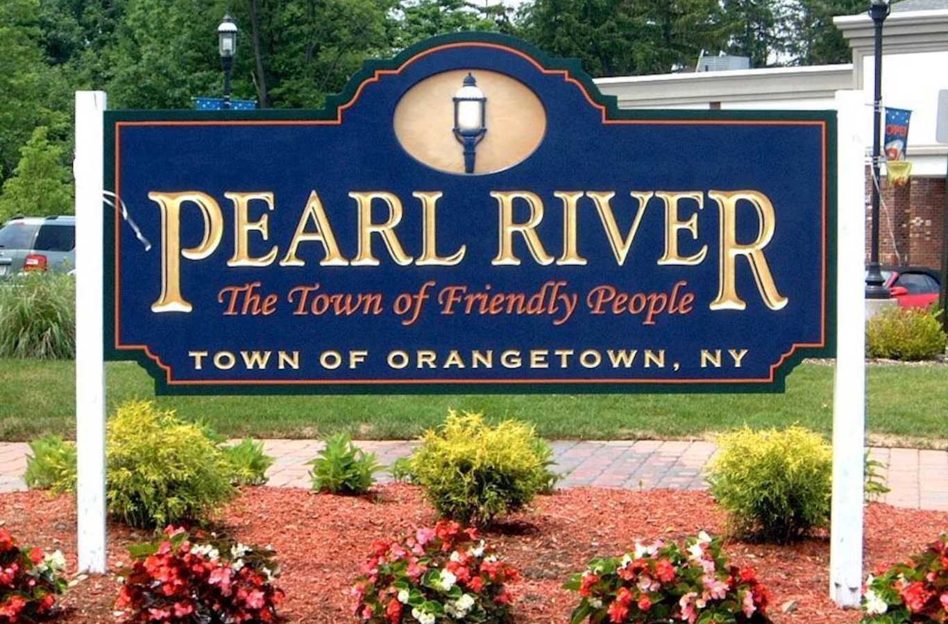 Hiep Sanitation offers professional dumpster rental services in Pearl River, NY.