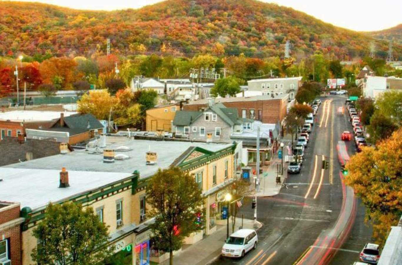 Hiep Sanitation offers professional dumpster rental services in Suffern, NY.